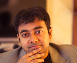 Avelo-Roy-croped-scaled-1-263x216